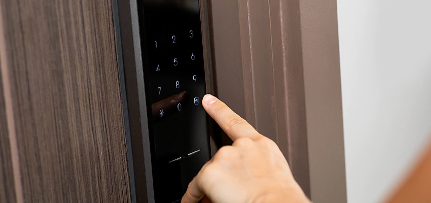 Secure Code Locks Ideas in Home Gardens, California