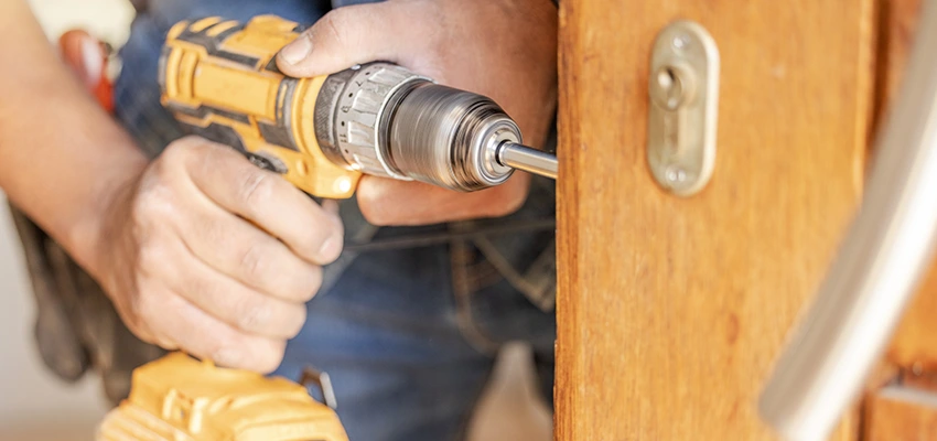 Eviction Locksmith in Home Gardens, California