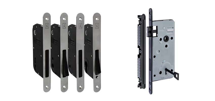 Locksmith For Magnetic Door Locks in Home Gardens, CA