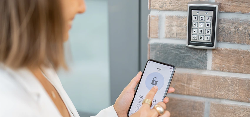 Bluetooth Cylinder Biometric Lock Maintenance in Home Gardens, CA
